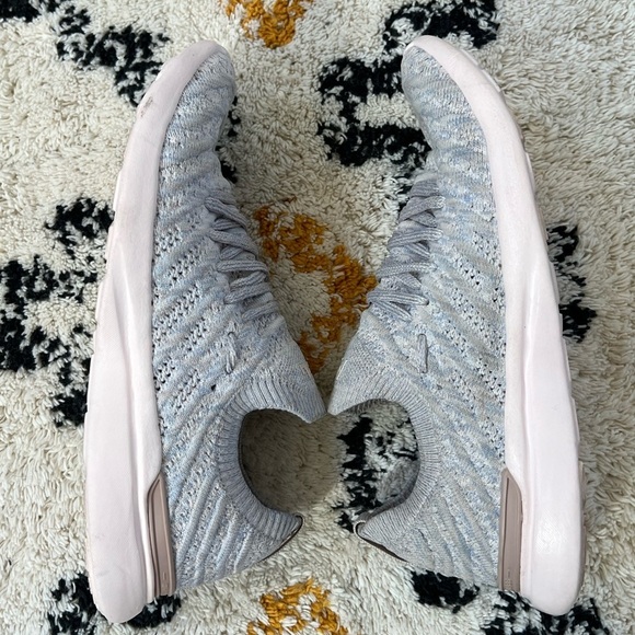 Women’s APL TechLoom Wave Hybrid Running Shoe size 6 - Picture 8 of 10